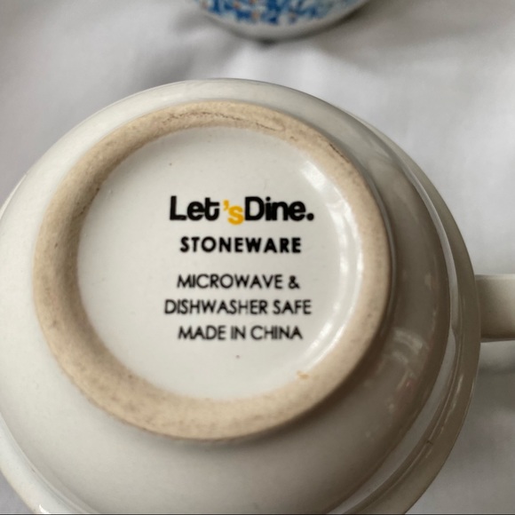 Set Of 2 Let’s Dine Stackable Mugs With Butterfly Design - Picture 6 of 6